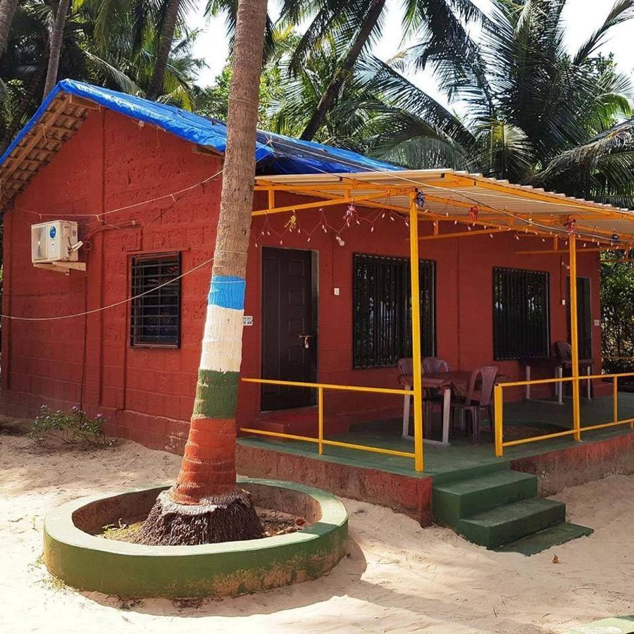 Mayekar'S Holiday Home, Chivla Beach, Малван Экстерьер фото